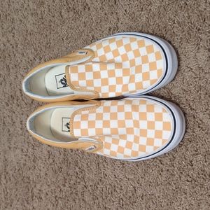 Women's Vans 9.5 Men's 8 checkered